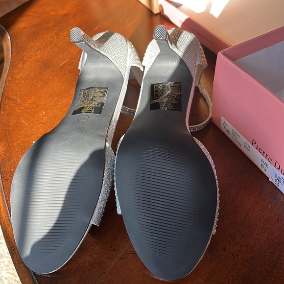 Silver kitten heel with iridescent gems on heel and toe - Picture 5 of 11